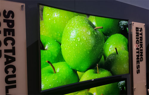 První televizor společnosti Samsung využívající QLED První televizor společnosti Samsung využívající QLED